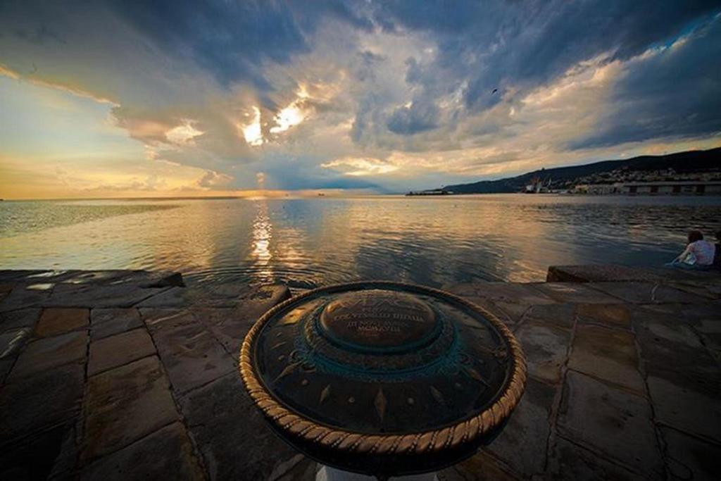 Bed and Breakfast Mary Poppins'S House Триест Экстерьер фото